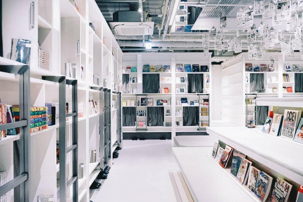 Hostel Book And Bed Tokyo Shinsaibashi Osaka Zewnętrze zdjęcie